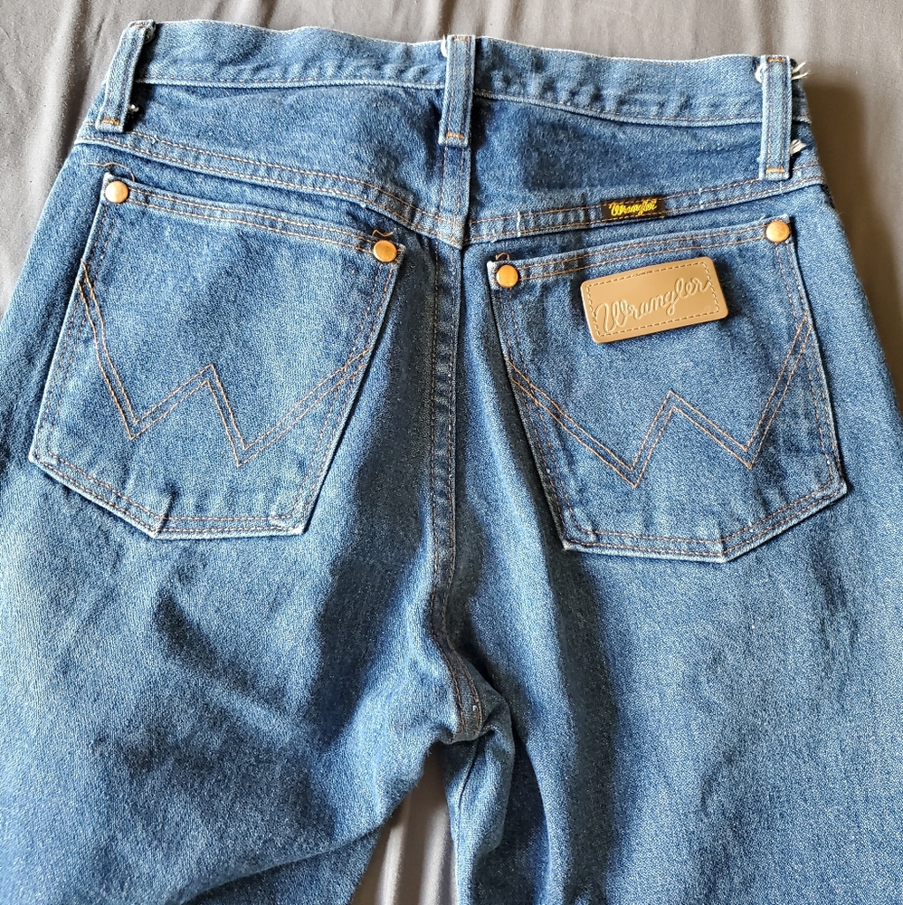 Wrangler 13 MWZ Mom High Waist Western Wear Jeans